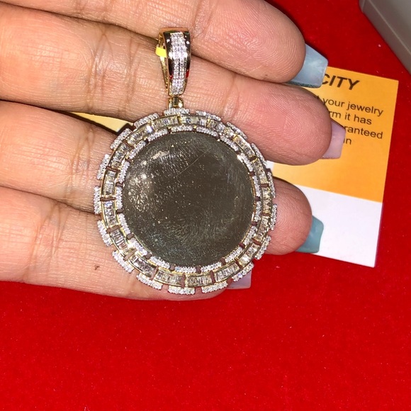 10k solid gold real diamond memory pendant, free appraisal, no plated not fake - Picture 8 of 8